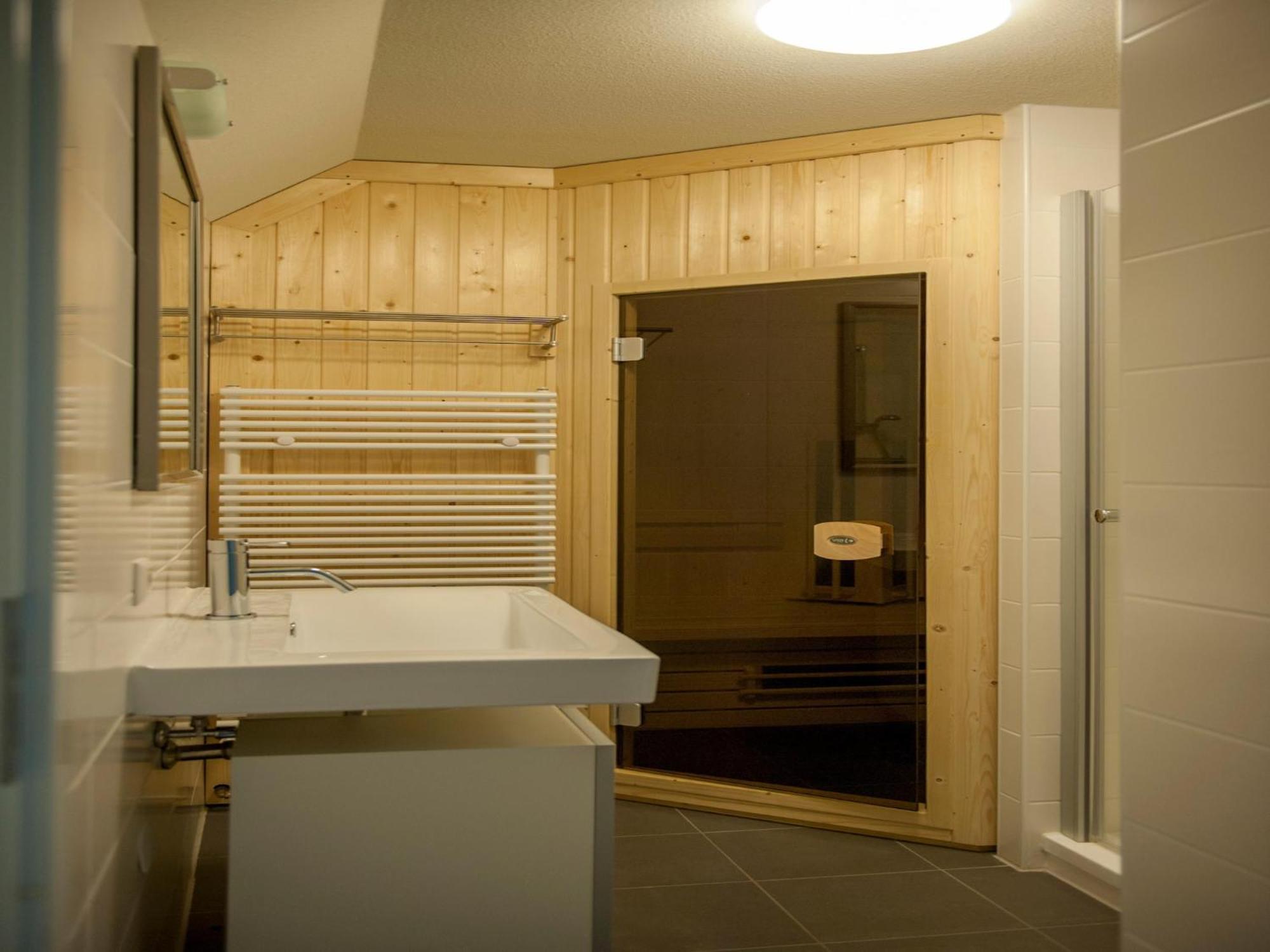 With Sauna And Rowing Boat, At 400 M Villa *